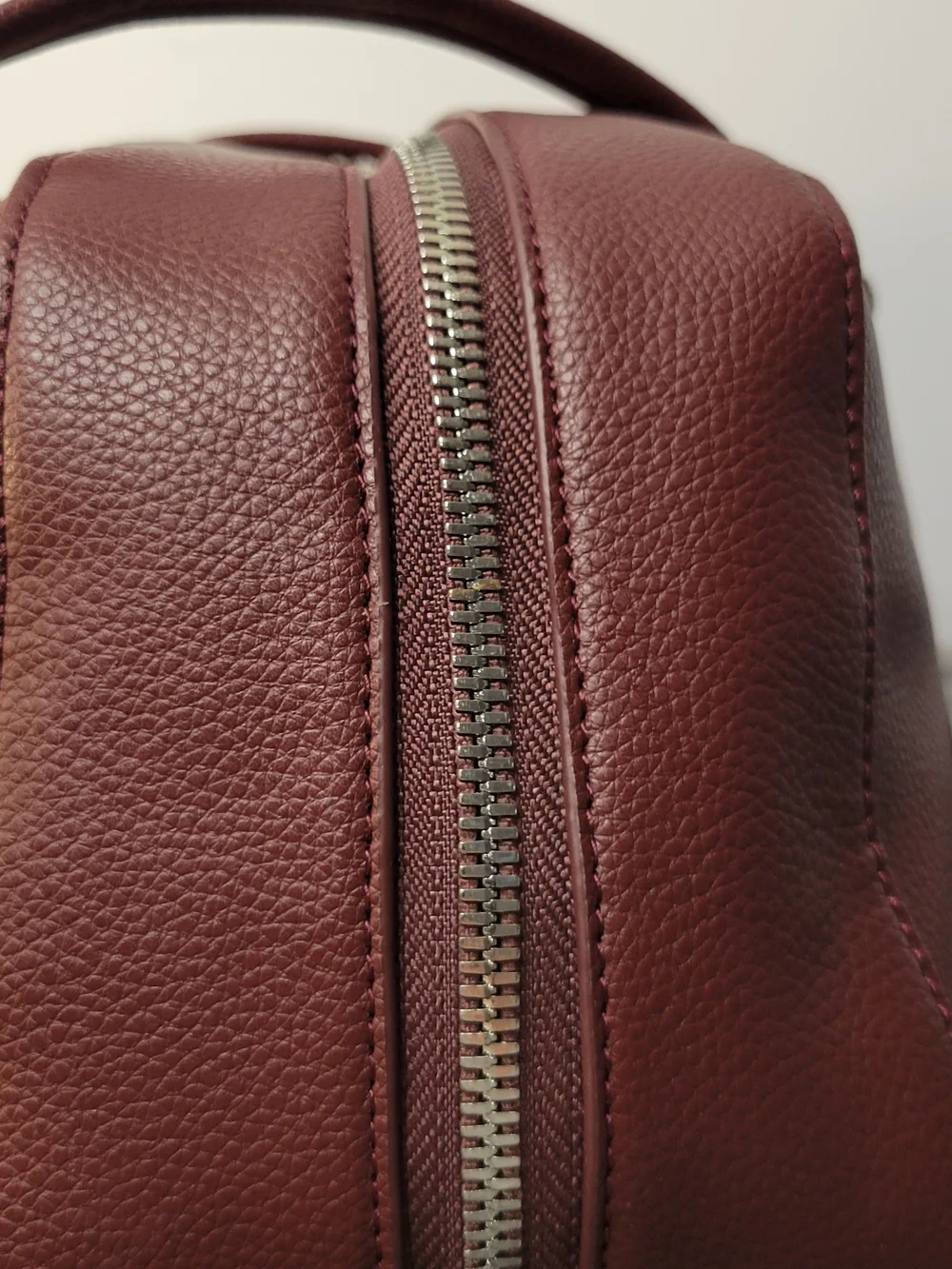 Women’s Structured Satchel Bag in Deep Wine